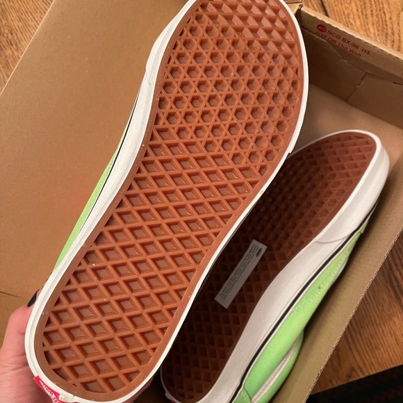 Bright lime green Vans - NEW in box! - Picture 3 of 4